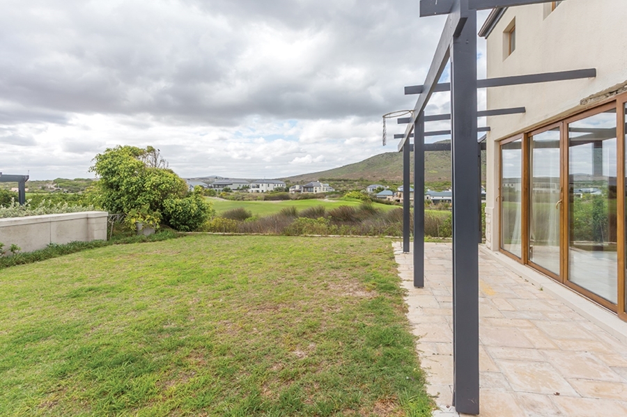 To Let 4 Bedroom Property for Rent in Atlantic Beach Golf Estate Western Cape